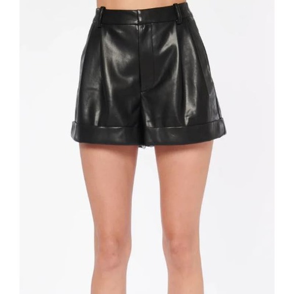 NWT Cami NYC Pleated Front Rabia Vegan Leather Short Black Women's Size 6 - Picture 1 of 7